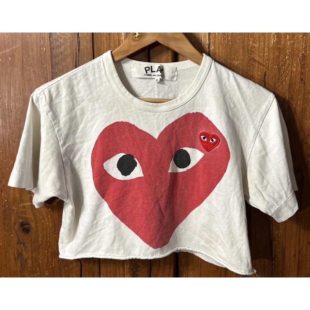 Comme des Garçons Play White Large Heart Shirt Sz Small Cropped Cut Off